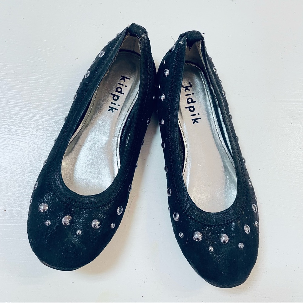Kid pik super cute black shoes excellent condition Size 2M